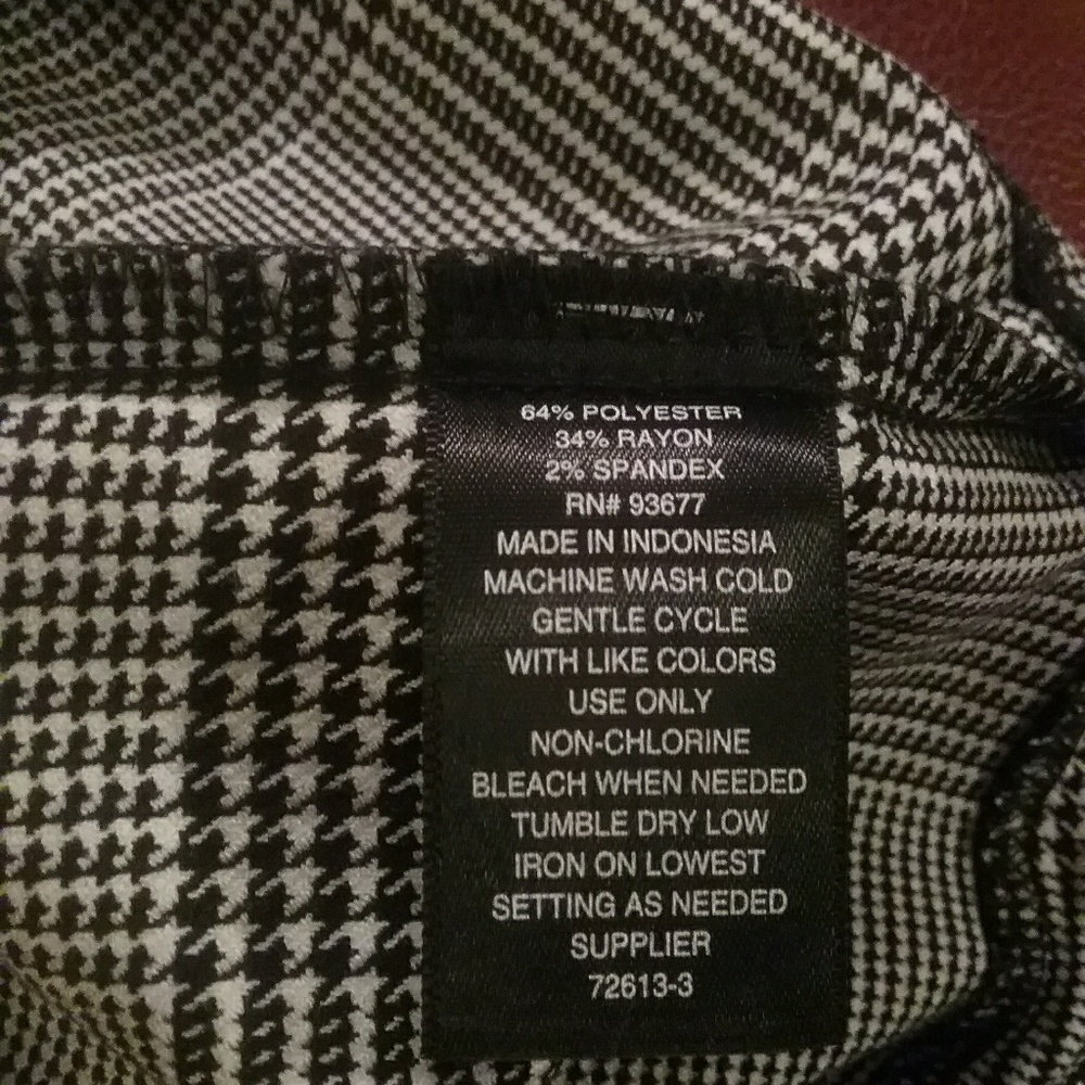 NWT Blk/Wht Tier Sleeve Dress S,M FirmPrice*Last 2 - Picture 4 of 5
